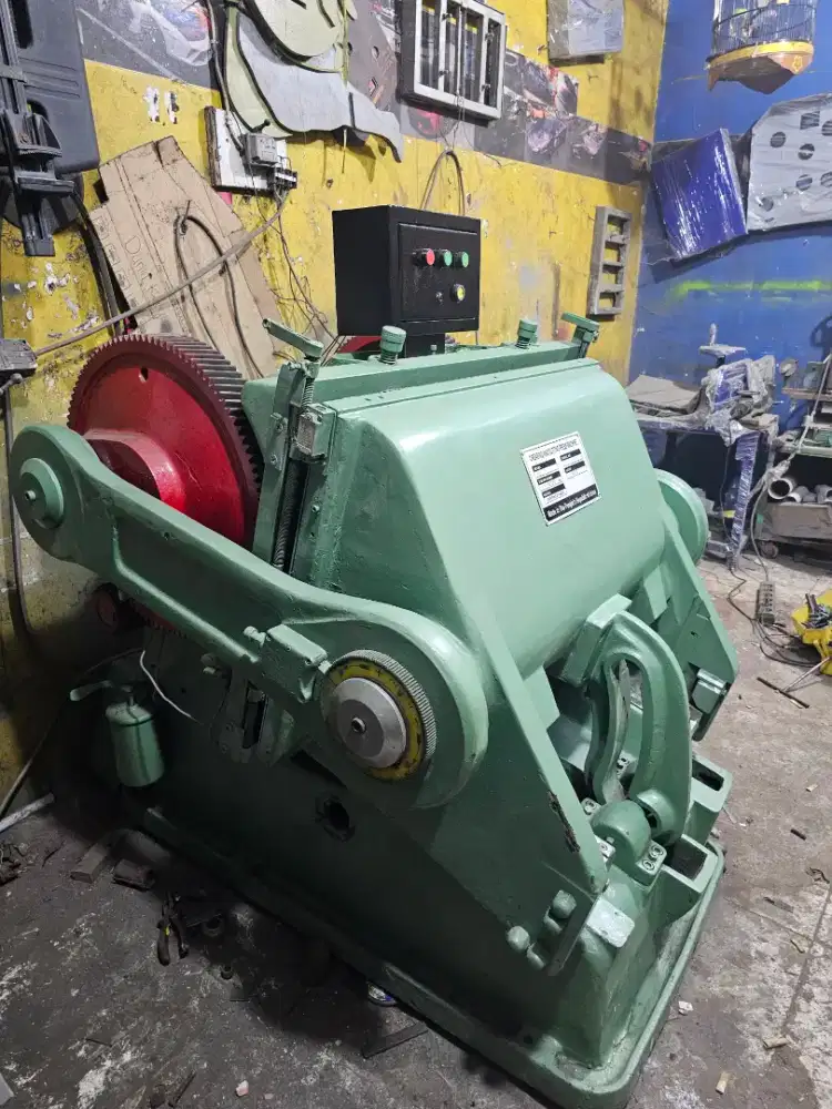 Mesin Pond / Plong Kertas