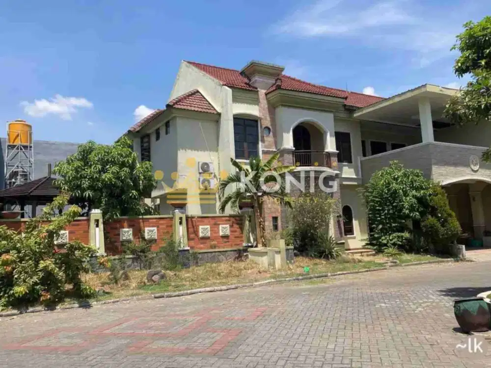 JUAL CEPAT! RUMAH DGN KOLAM RENANG DI TAMAN TIARA REGENCY SIDOARJO