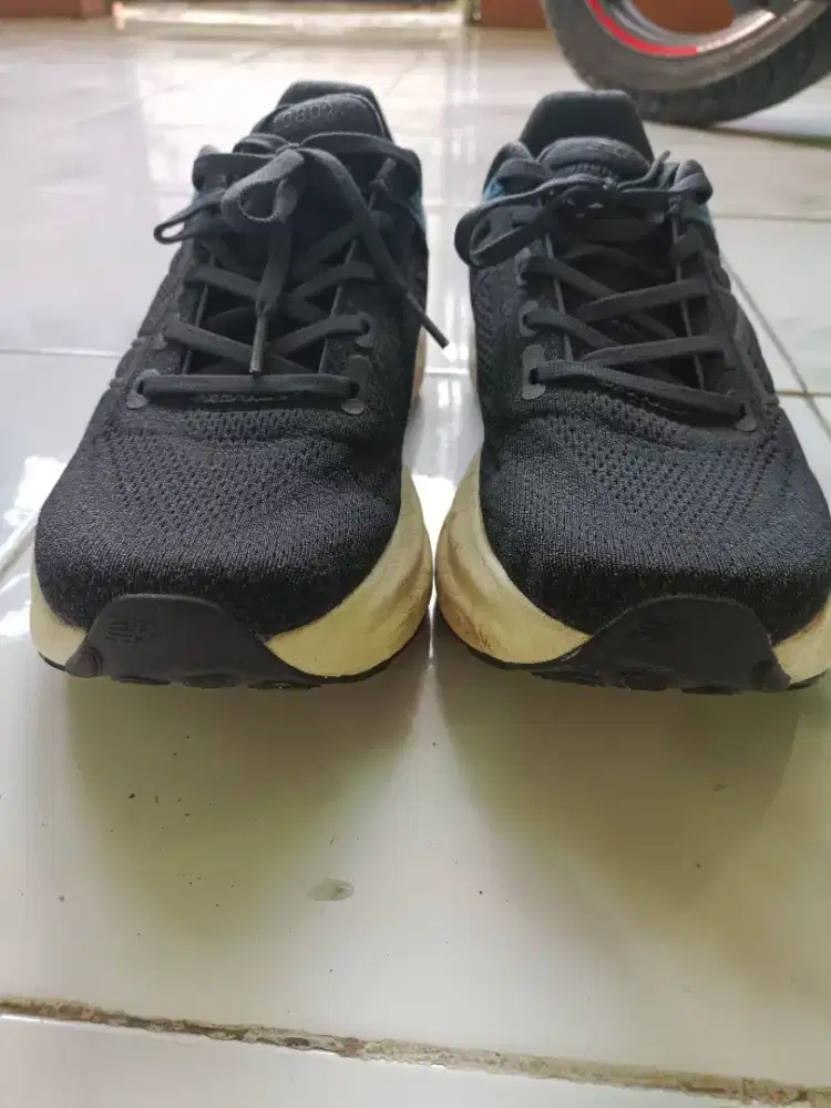 Di jual cepat sepatu new balance fresh foam 1080