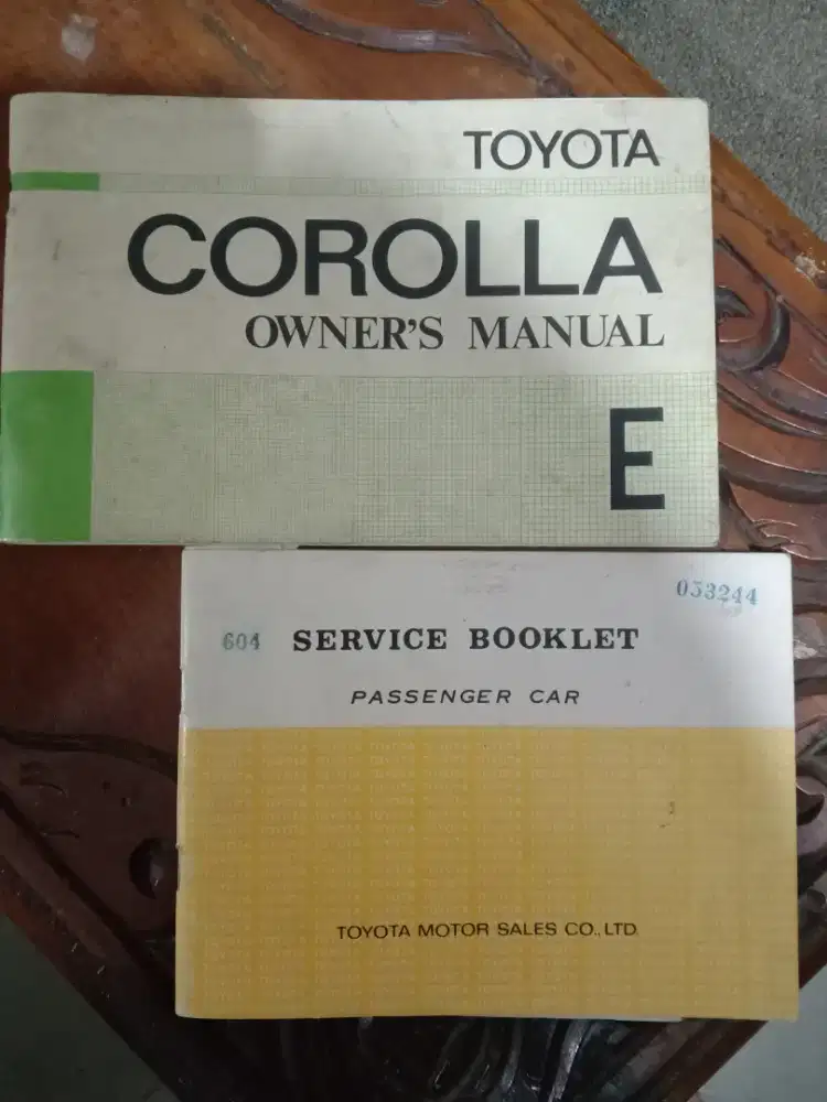 Di jual manual book + buku service Corolla ke 30