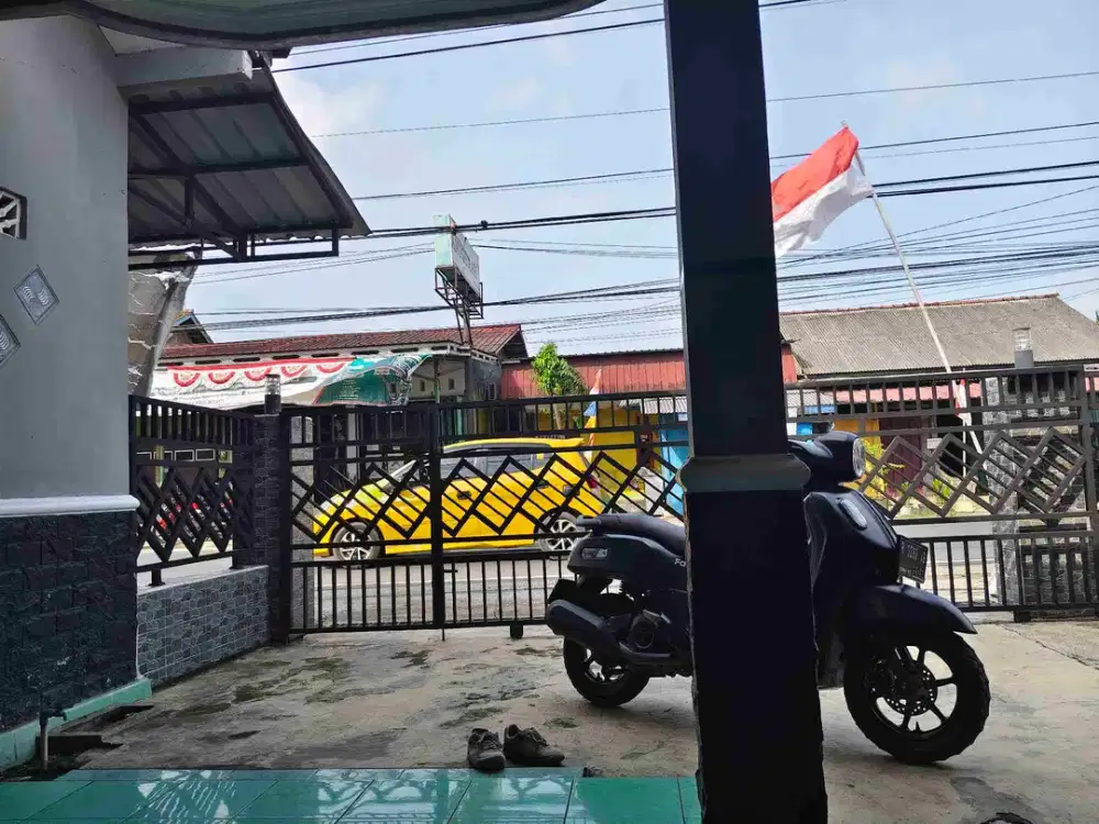RUMAH BONUS TOKO DEKAT PASAR DAN PERTAMINA MAOS CILACAP