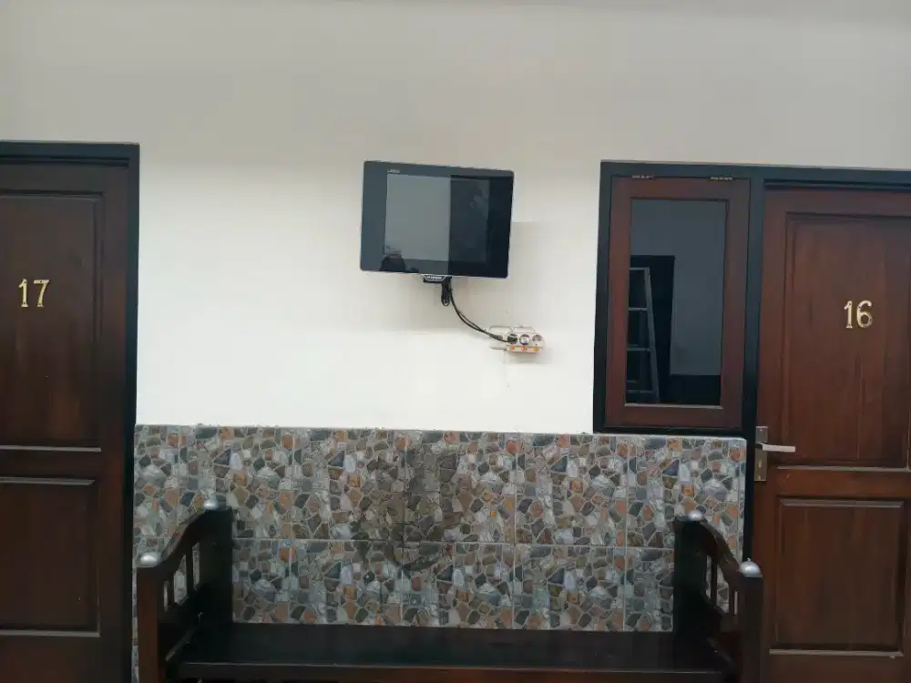 Kost bulanan dan harian murah tersedia berbagai model kamar