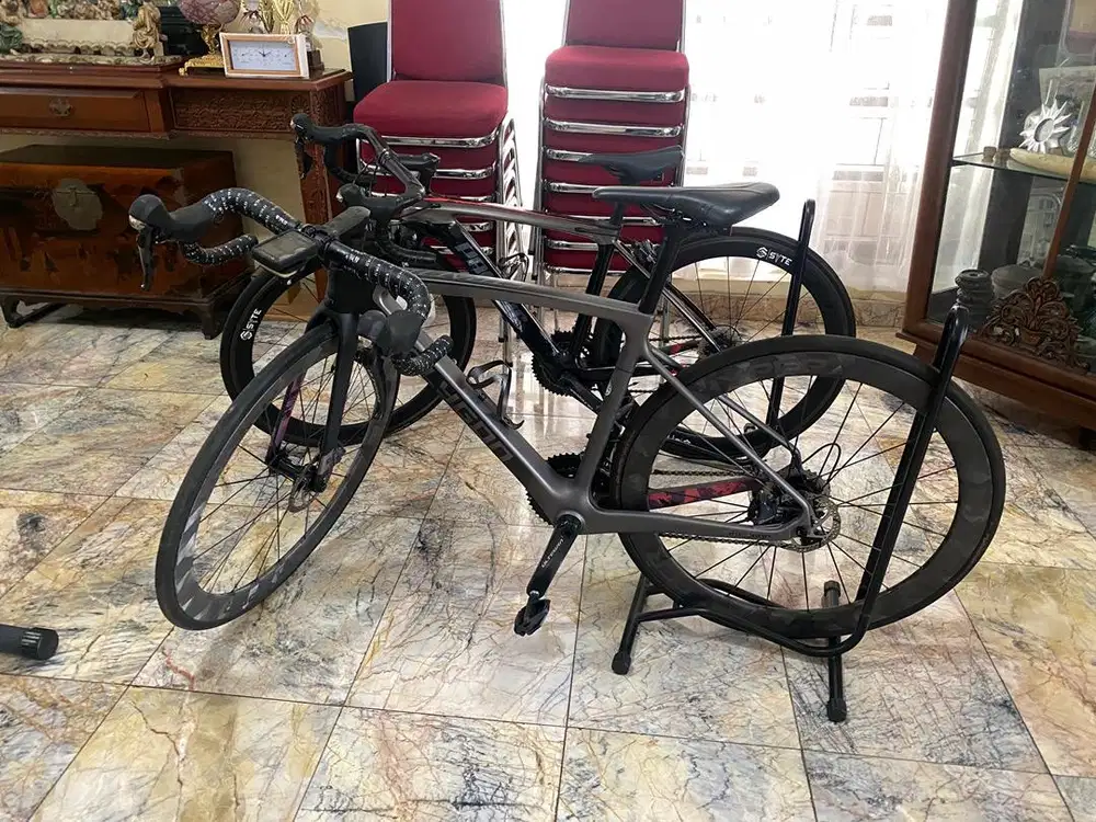 Jual 2 sepeda Stratos S8 size XS dan Primum 9 size 44