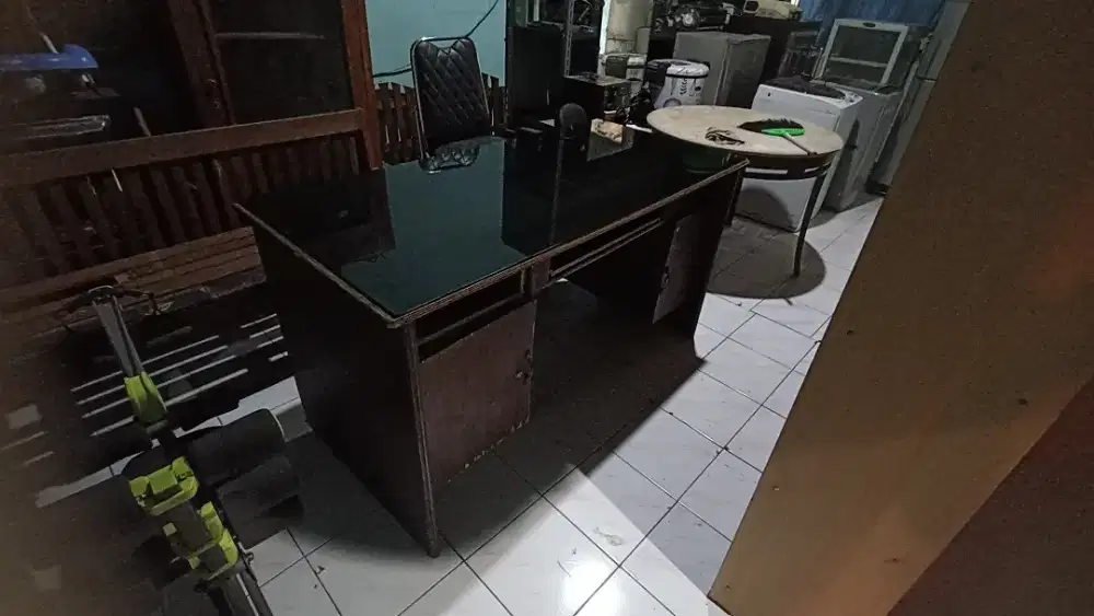 meja kantor besar 1.5m