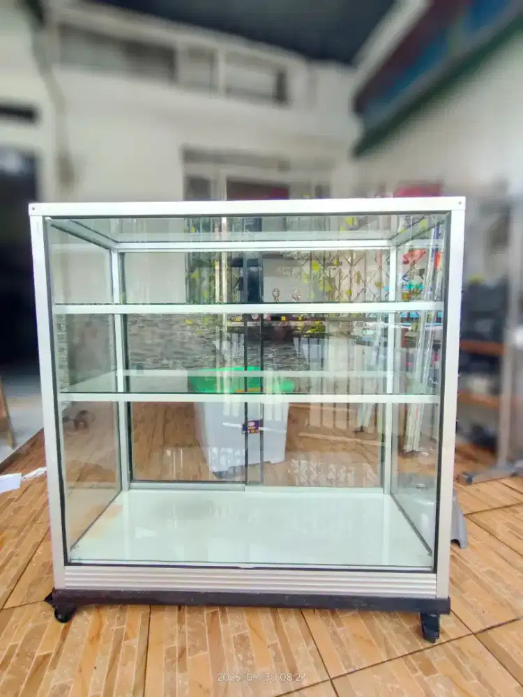 ETALASE KACA 100cm x 40 cm