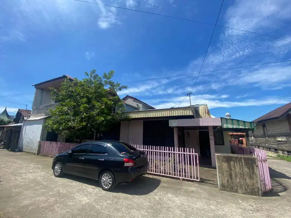 Rumah Hook Strategis di Tengah Kota Padang – Cocok Hunian & Kos-kosan