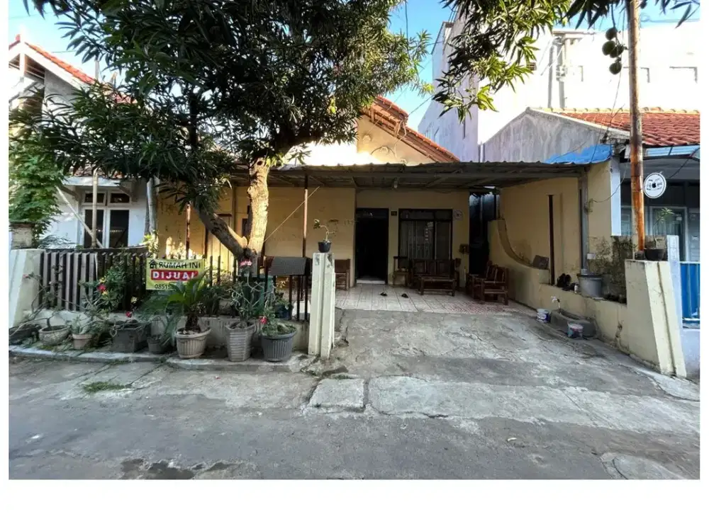 Rumah Belakang Hotel Mega Jl. Kusnan Cirebon