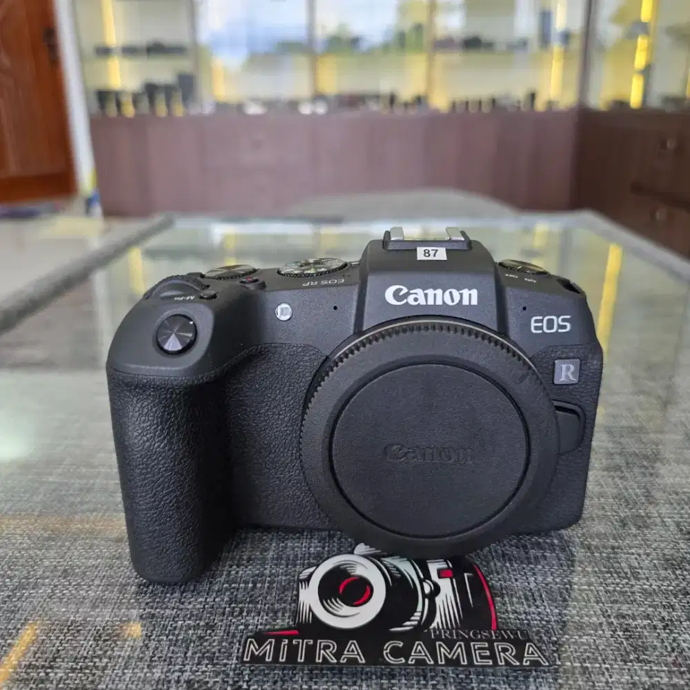CANON EOS RP Like New Garansi aktif 1th lagi