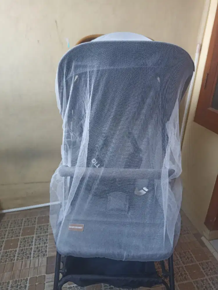 Stroller masih kaya baru