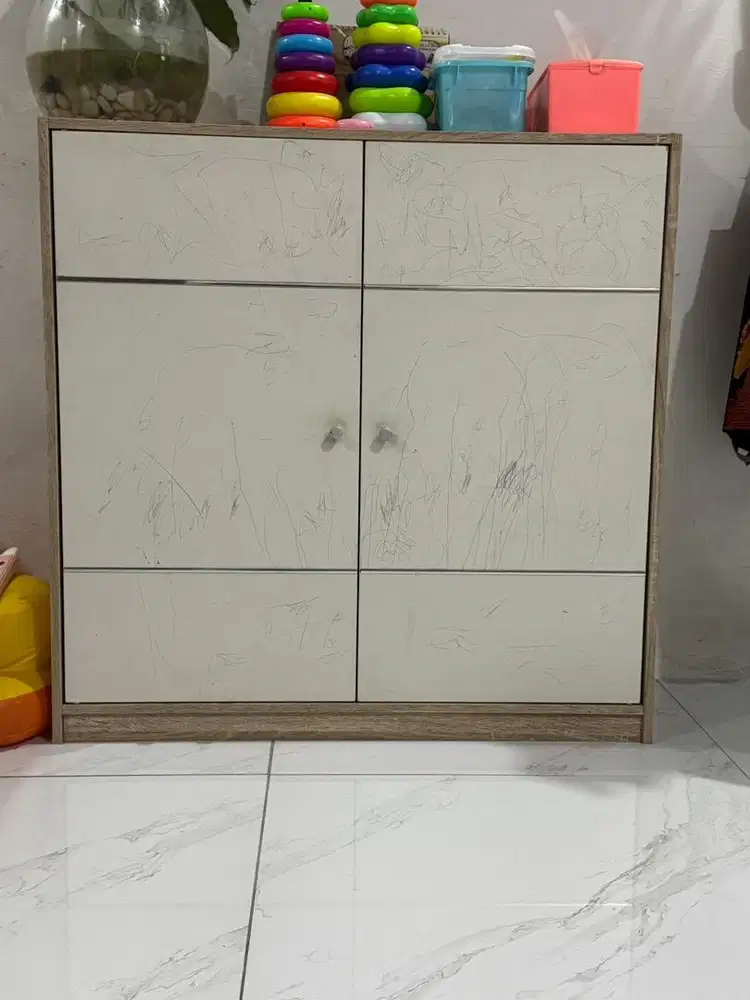 Kabinet sepatu minimalis