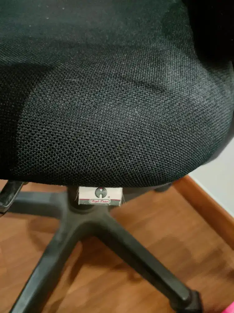 Kursi bekas kantor merek High Point