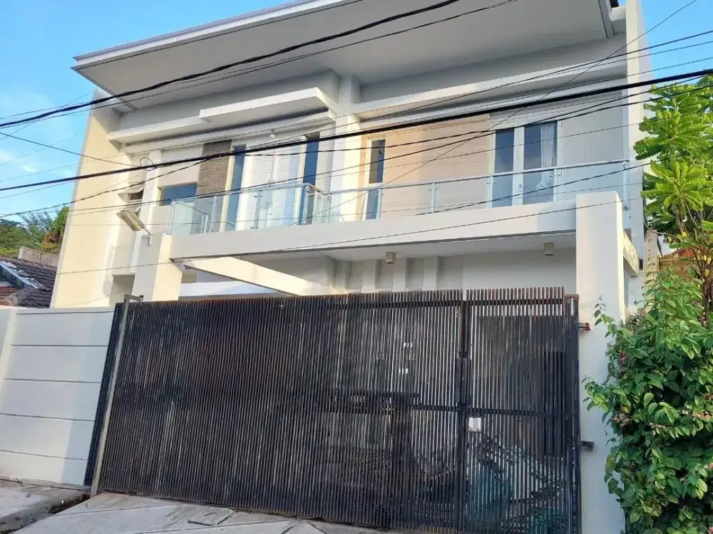 1896. Rumah dijual Pondok Tjandra Indah Sidoarjo