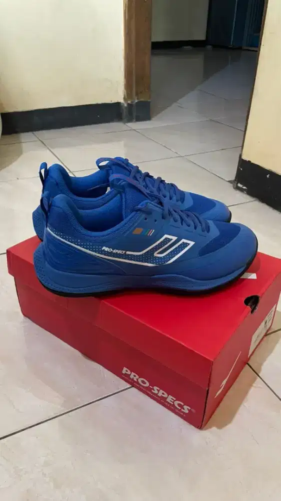Sepatu Prospecs Size 42 new