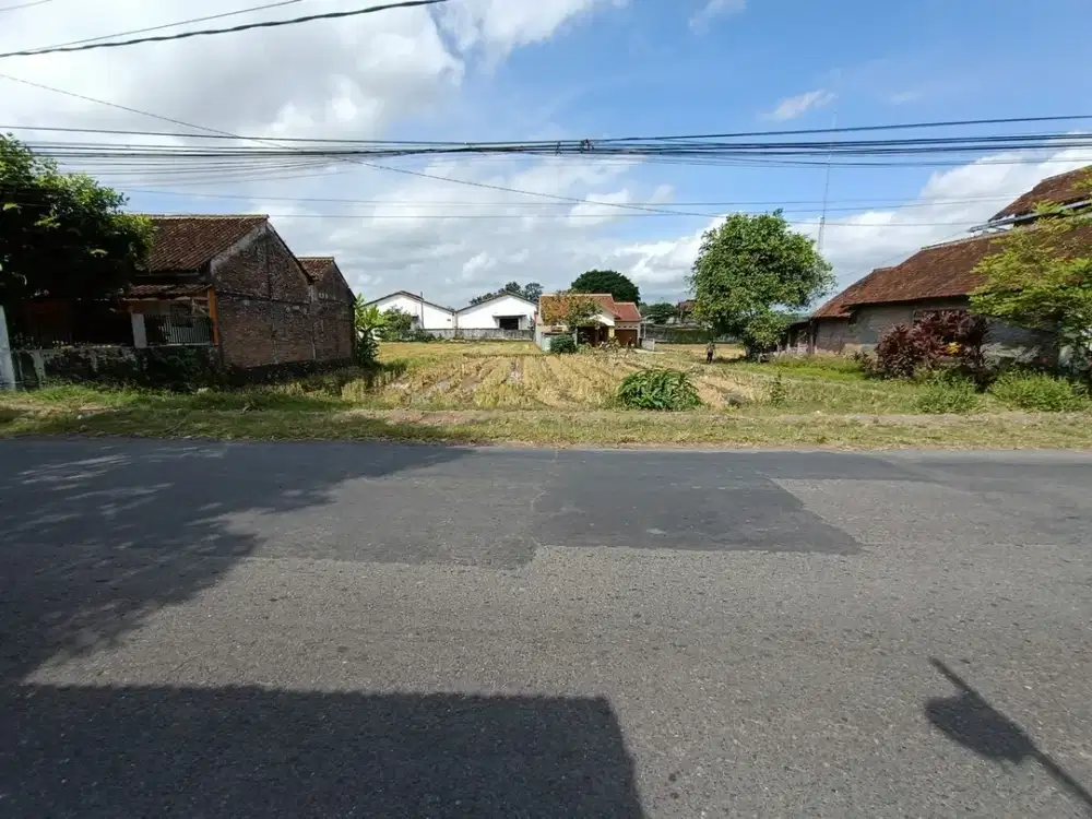Tanah CANTIK di Jogja, Lokasi Berbah, Dekat Pusat Kota