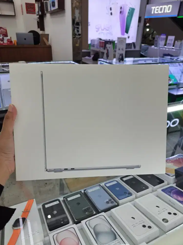 Apple Macbook Air M4 16/256GB SSD Sky Blue New Segel Box Garansi IBOX