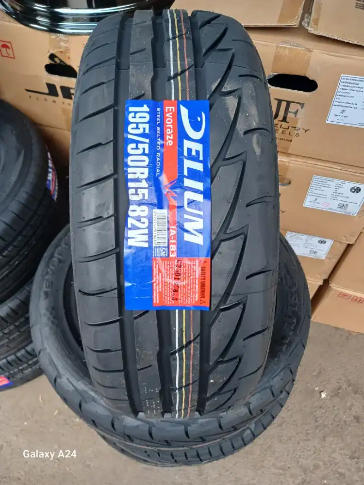 Ban delium evoraze 195/50 R15 semislick tahun 2025
