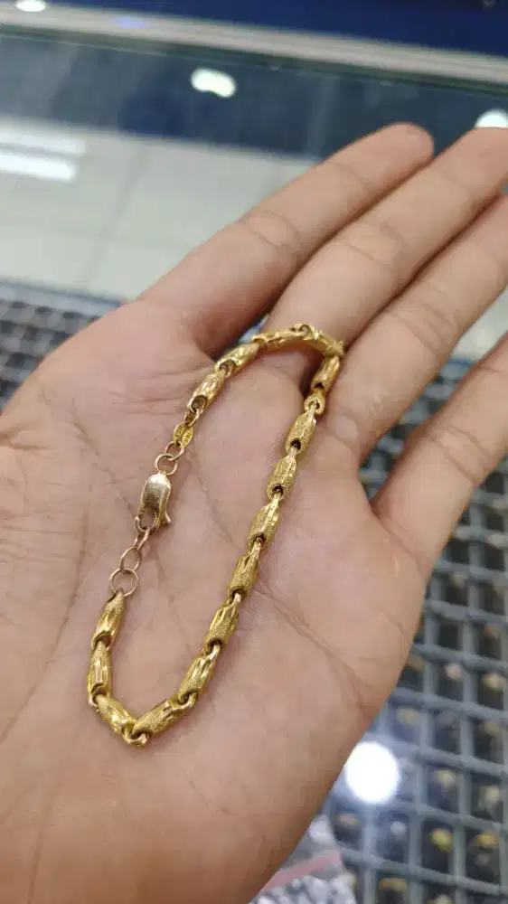 Terima beli emas dan jam tangan mewah