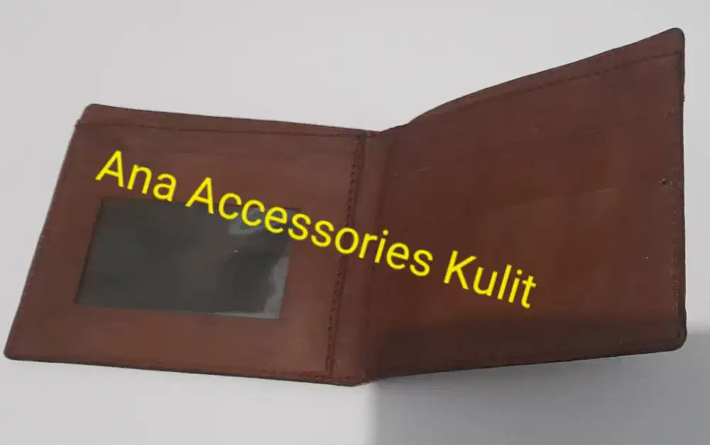 Dompet Pria Kulit Kuda