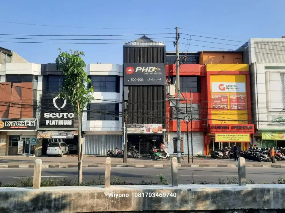 Ruko Wiyung Taman Pondok Indah Surabaya