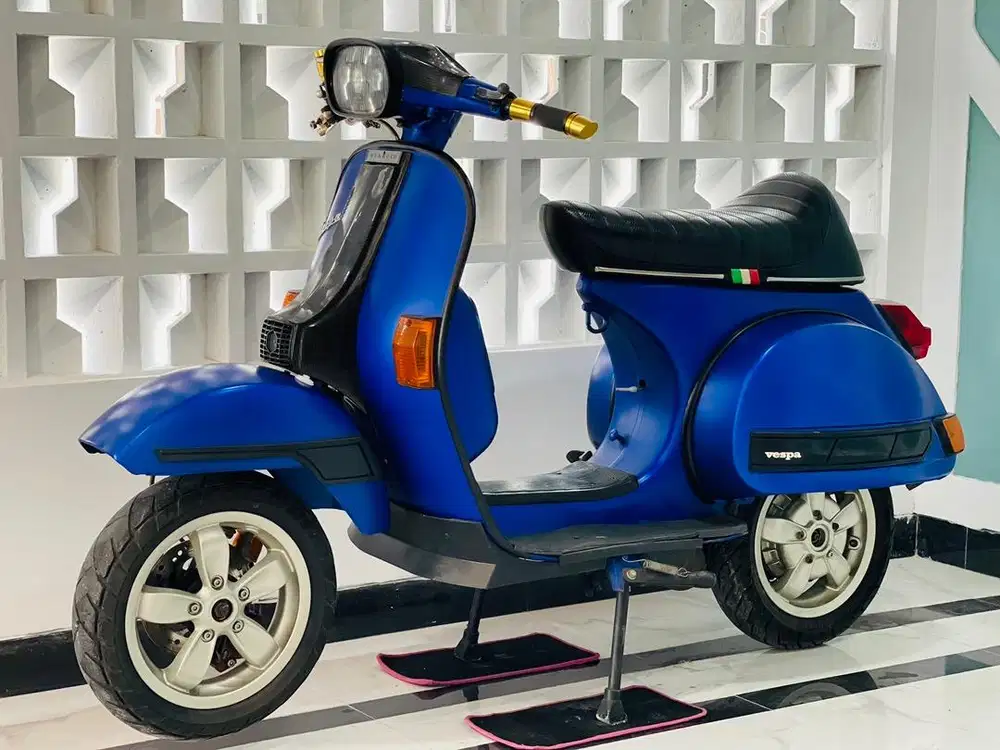 Piaggio vespa exlusive2 biru restorasi modif piaggio vespa px-150