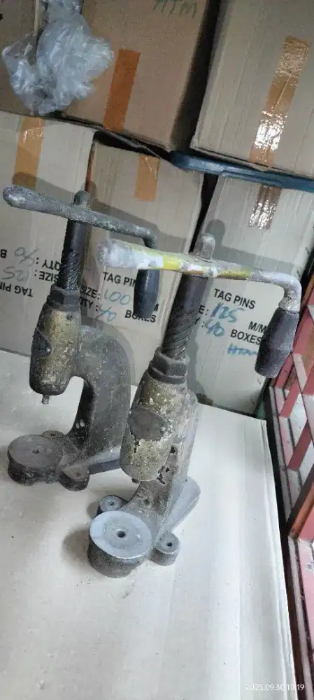 HANDPRESS PUTAR MESIN PRESS MANUAL TANGAN ALAT PASANG KANCING BEKAS