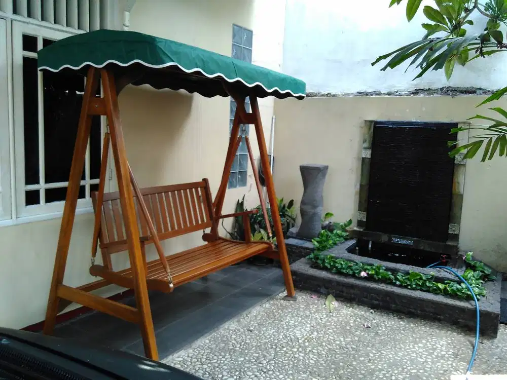 BS GRADE B AYUNAN TAMAN KURSI AYUN KAYU JATI BOGOR