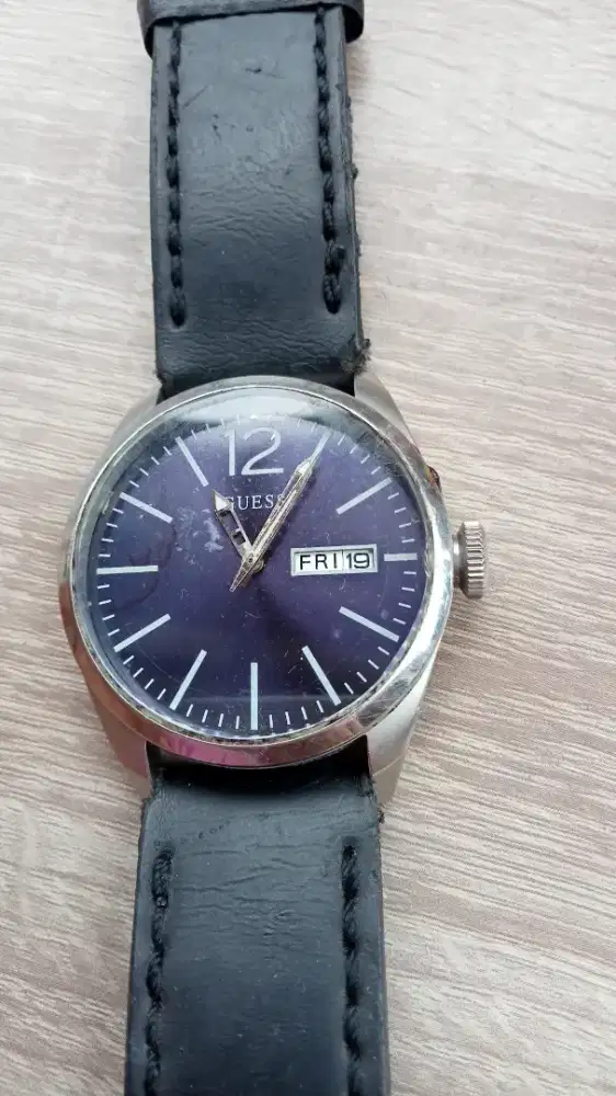 jual BU.jam tangan GUESS.. baru 2 hari mati.