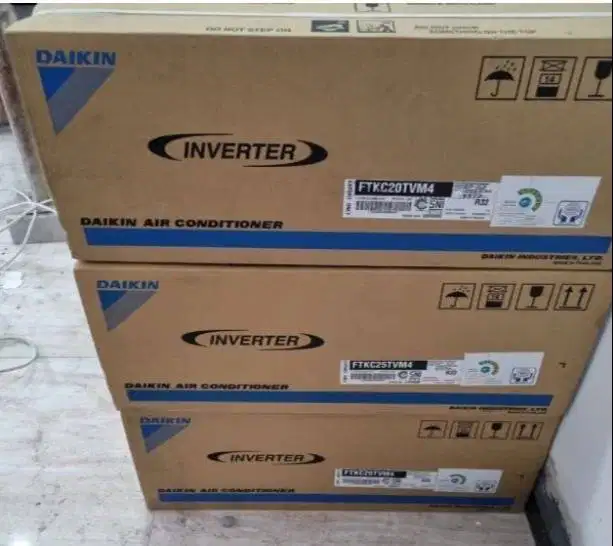 AC DAIKIN FTKC20TVM4 - 0.75 PK 3/4 PK - 510 WATT