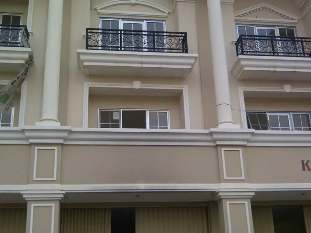 Ruko Sentra Niaga 3lt 5x17 85m Harapan Indah Bekasi Dekat Uniqlo