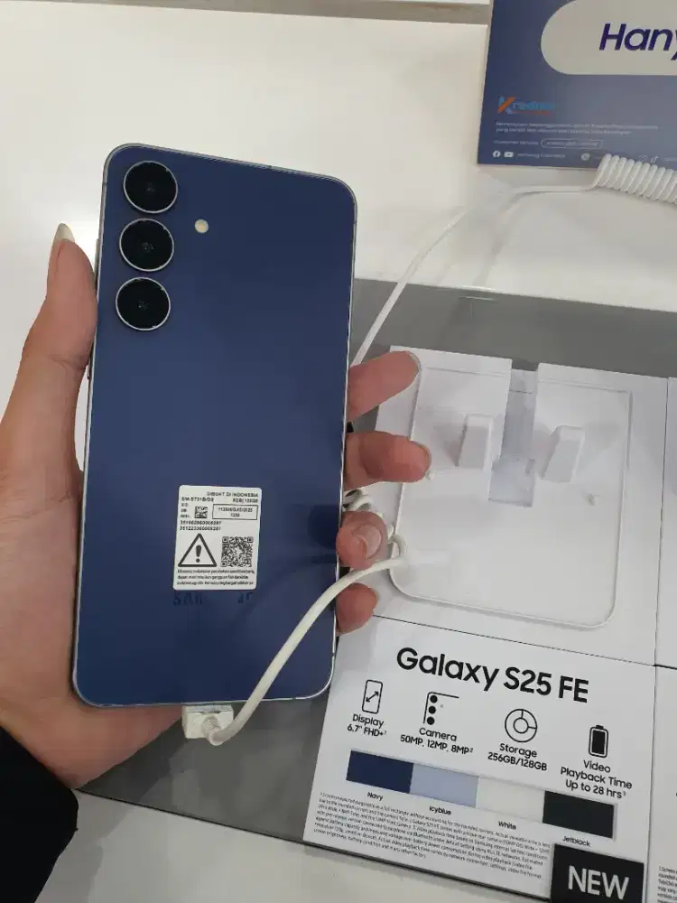 Samsung S25 FE (Free Upgrade Memory + Free Galaxy Buds Core)