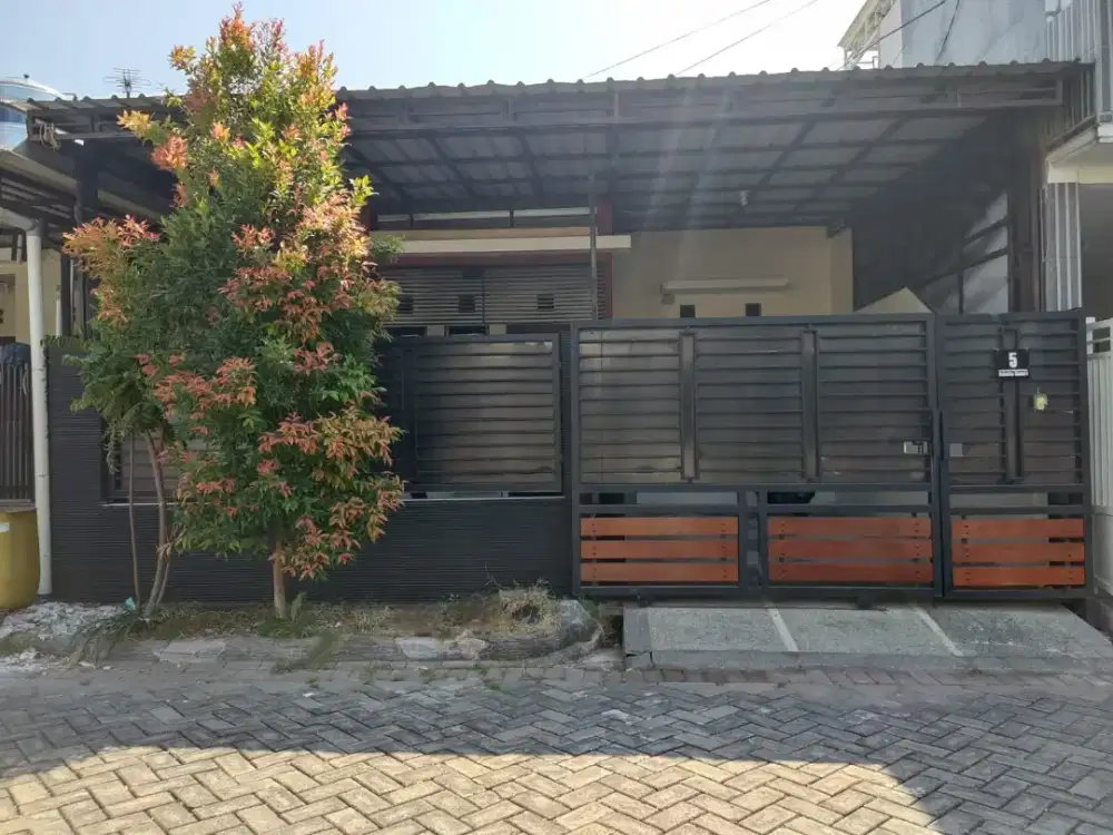 (Tanpa Perantara) Disewakan Rumah Furnished dekat ITS dan MERR