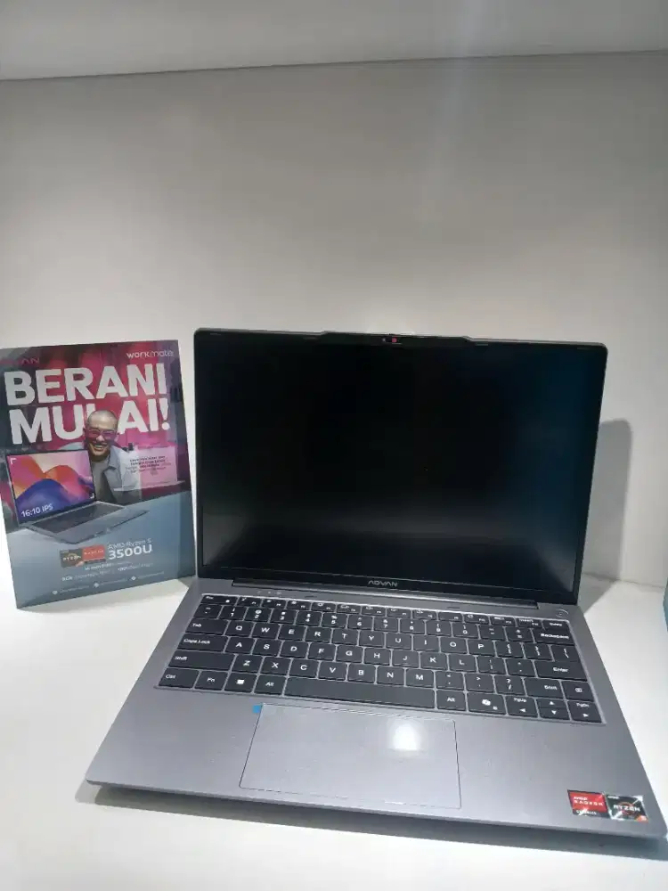 Laptop advan Workmate AMD Ryzen 5-3500u 8GB 256gb New