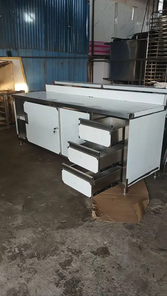 DICARI   TEKNISI LAS  ARGON   BERPENGALAMAN  BIKIN  MEJA , SINK