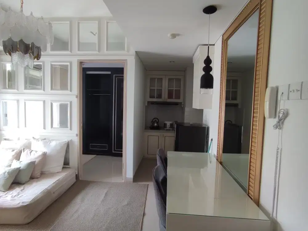 Sewa Apartemen 2BR di Tengah Kota Jogja – 3 Menit ke Kampus UGM!