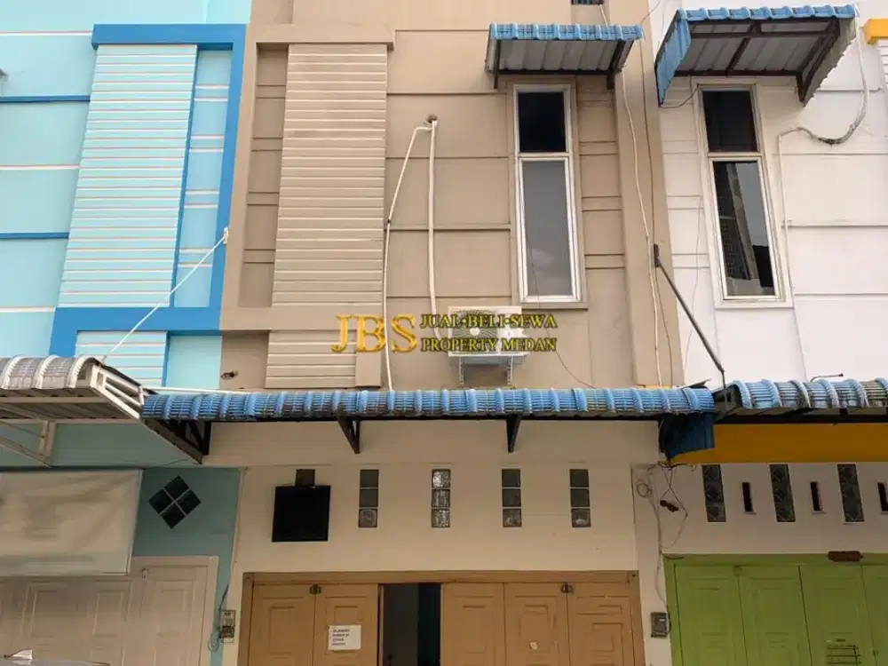 Dijual Townhouse 2,5 Tingkat di Komplek Contempo Regency - Titi Kuning