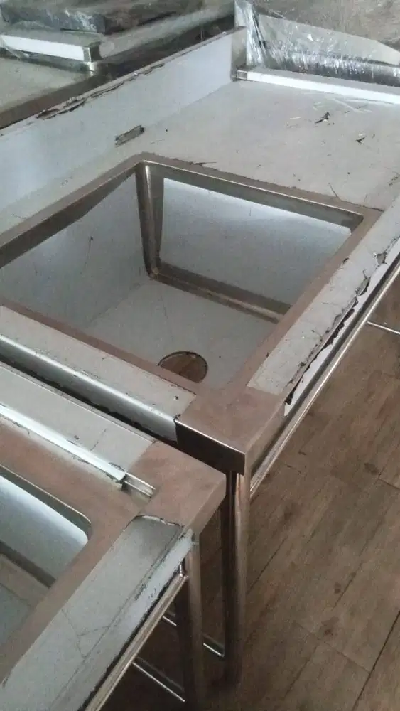 Stainless Steel  Single Sink Table   ( warna abu - Kulit pelindung )