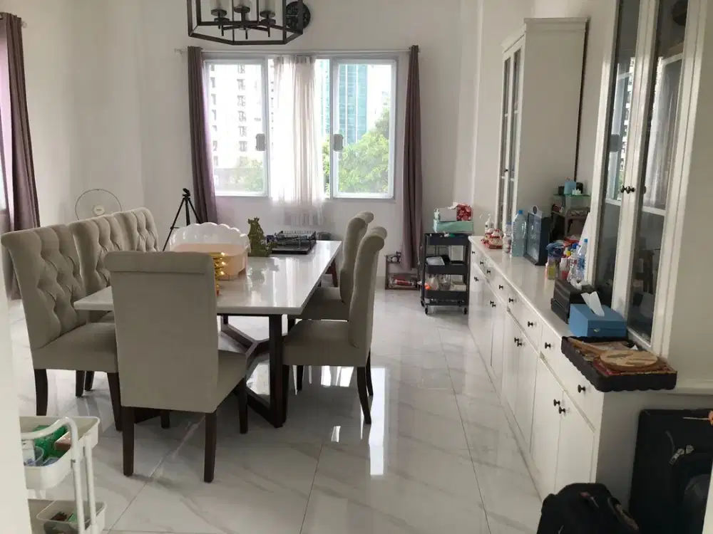 Dijual Rumah Jl. Matrik , Kuningan Gatot Subroto strategis pusat kota