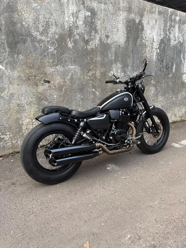 Custom Benelli PE 250 2021 Low KM