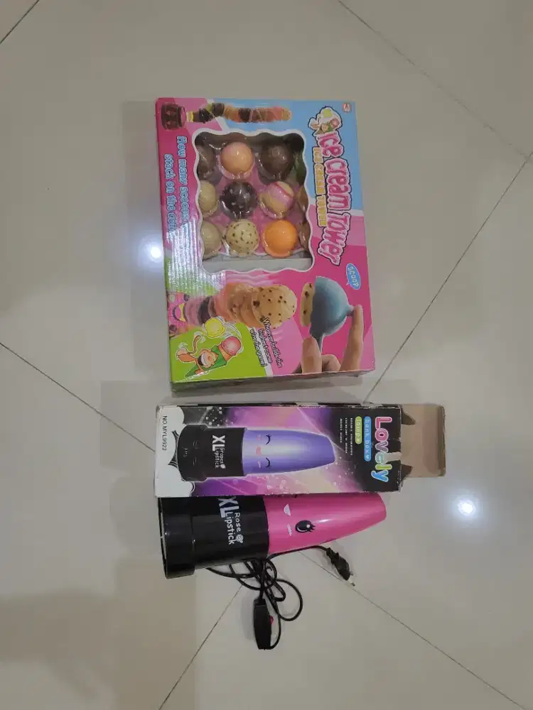 Mainan anak perempuan seperti difoto ya.