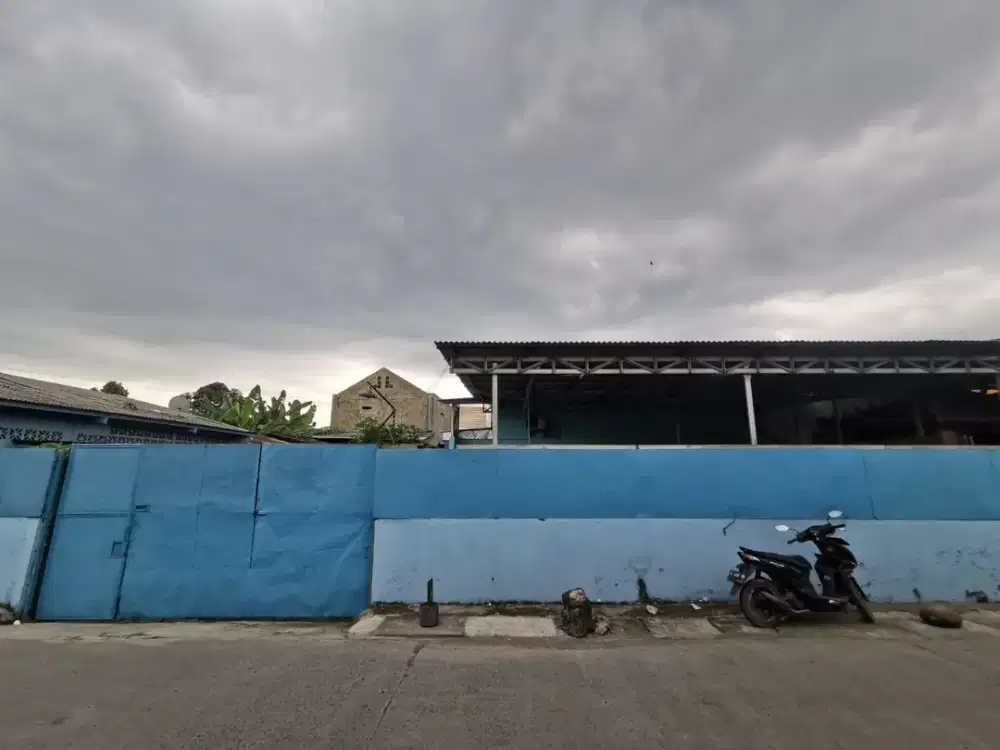 Dijual Rumah Terdapat Usaha Burung Wallet Jl.sendangguwo Raya