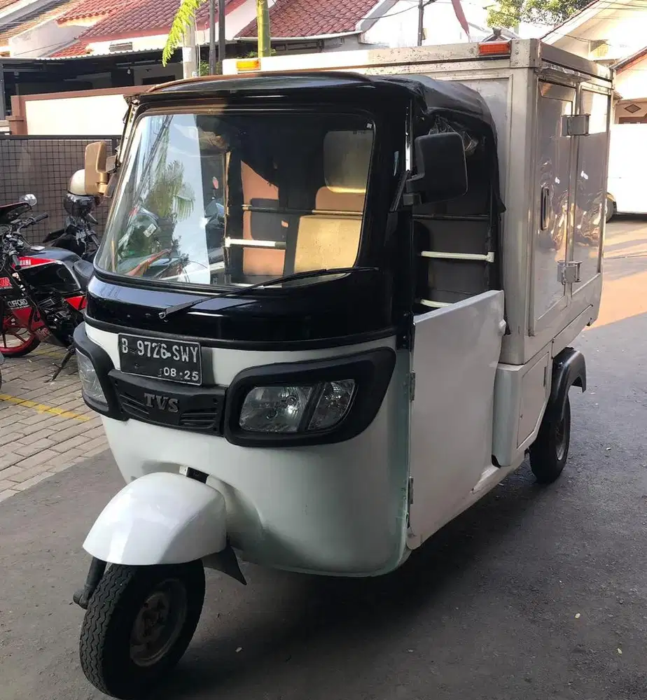 TVS CARGO BOX  (2020)