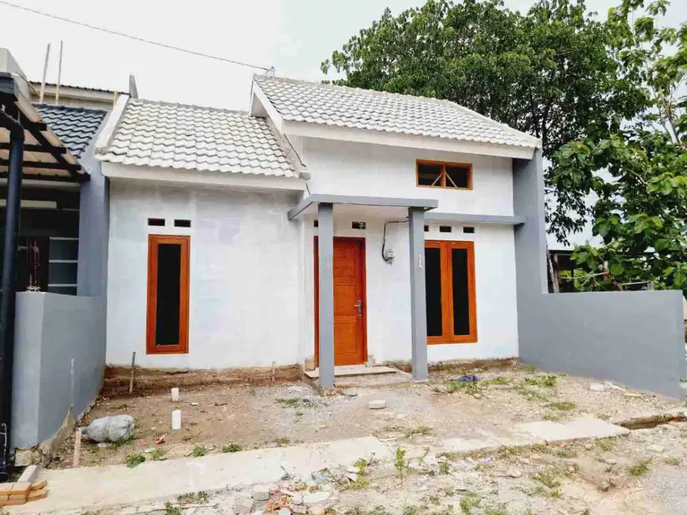 Rumah Cantik Finishing di Perumahan Cluster Colomadu