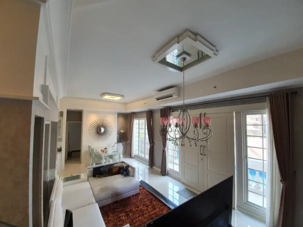 Jual Sewa Rumah Town House Riviera Mansion Waterplace Pakuwon Indah