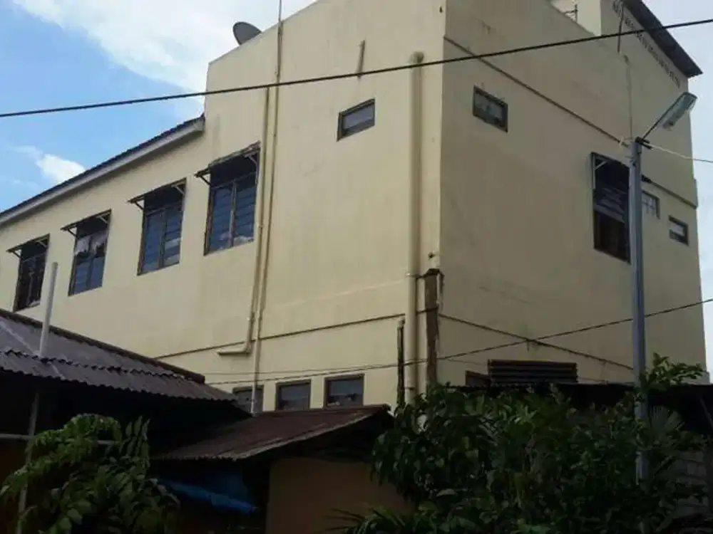 Dijual Rumah Kost dekat Mantos Jl. Sam Ratulangi
