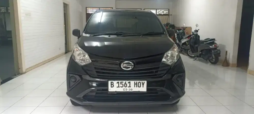 Daihatsu New Sigra D 1.0 2024