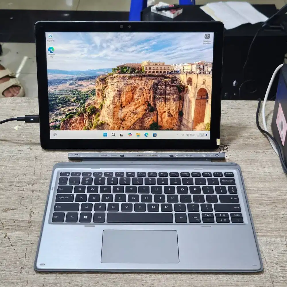 Laptop 2in1 Dell 7210 Core i7 Gen10 RAM 16GB/256GB touchscreen dc