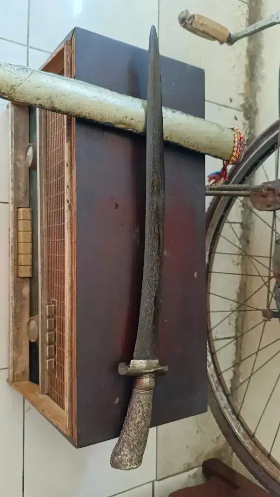 Keris kuno peninggalan kerajaan Sriwijaya