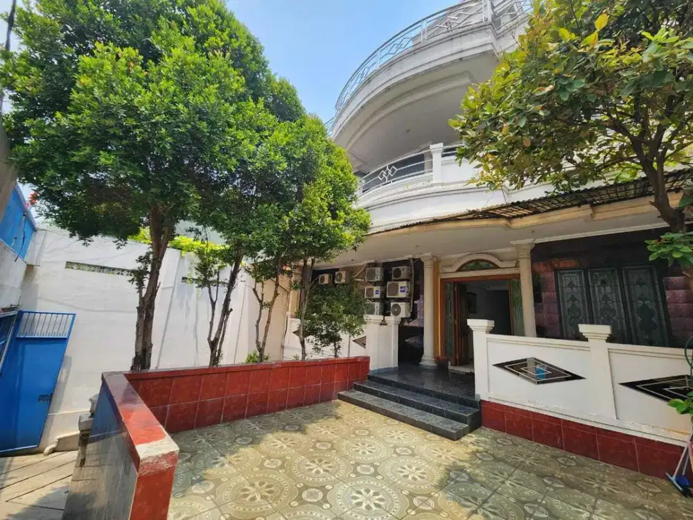 Ton - Dijual Rumah Kost Tanjung Duren 31 Kamar 4 Lantai Furnish
