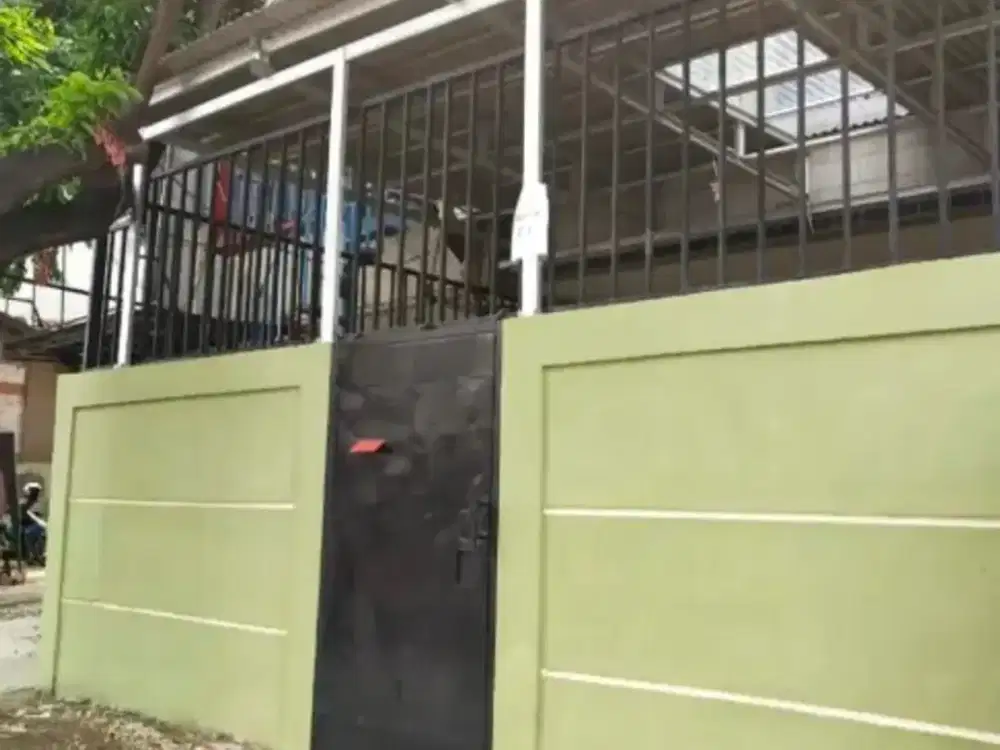 Rumah Kost 37 Kamar Area Ramai Jl. Ciputat Raya, dkt Gandaria City