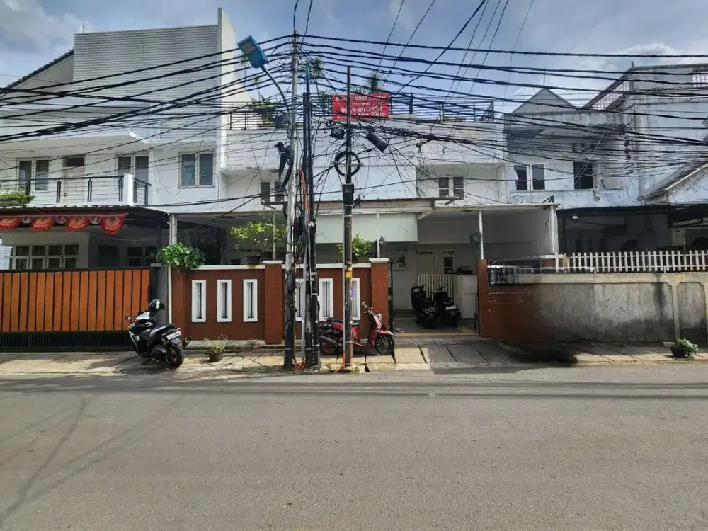 Ton - Dijual Rumah Kost Kemanggisan 26 Kamar 2,5 Lantai Furnish